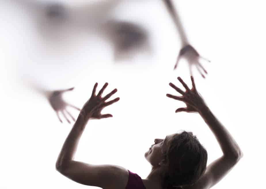 Das Streben nach Glück und die zwei Seelen in einer Brust, Sich selbst im Weg stehen. Glück und Glücklichsein, Augenblick des Glücks